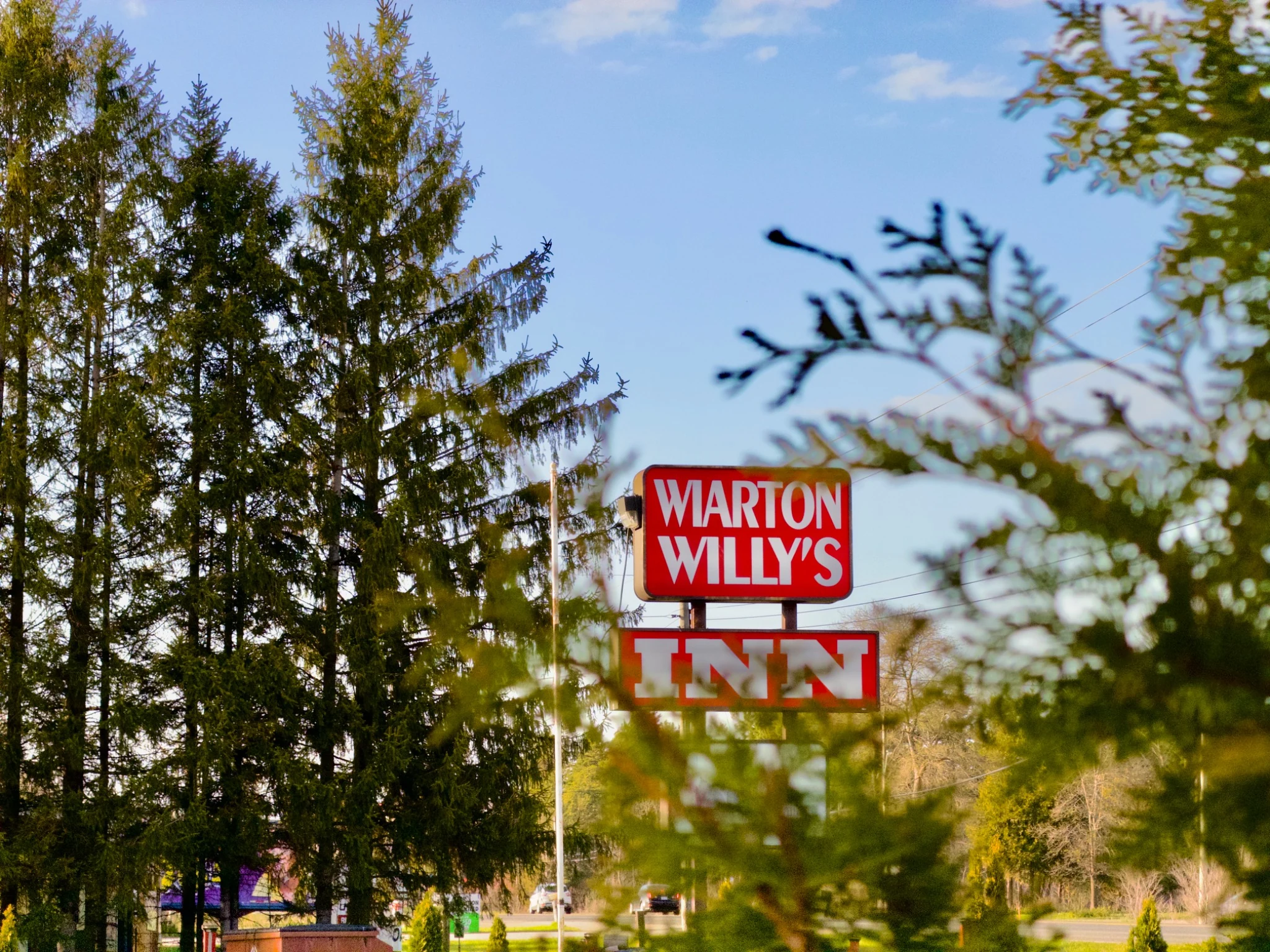 Wiarton Willys Inn outdoor property view